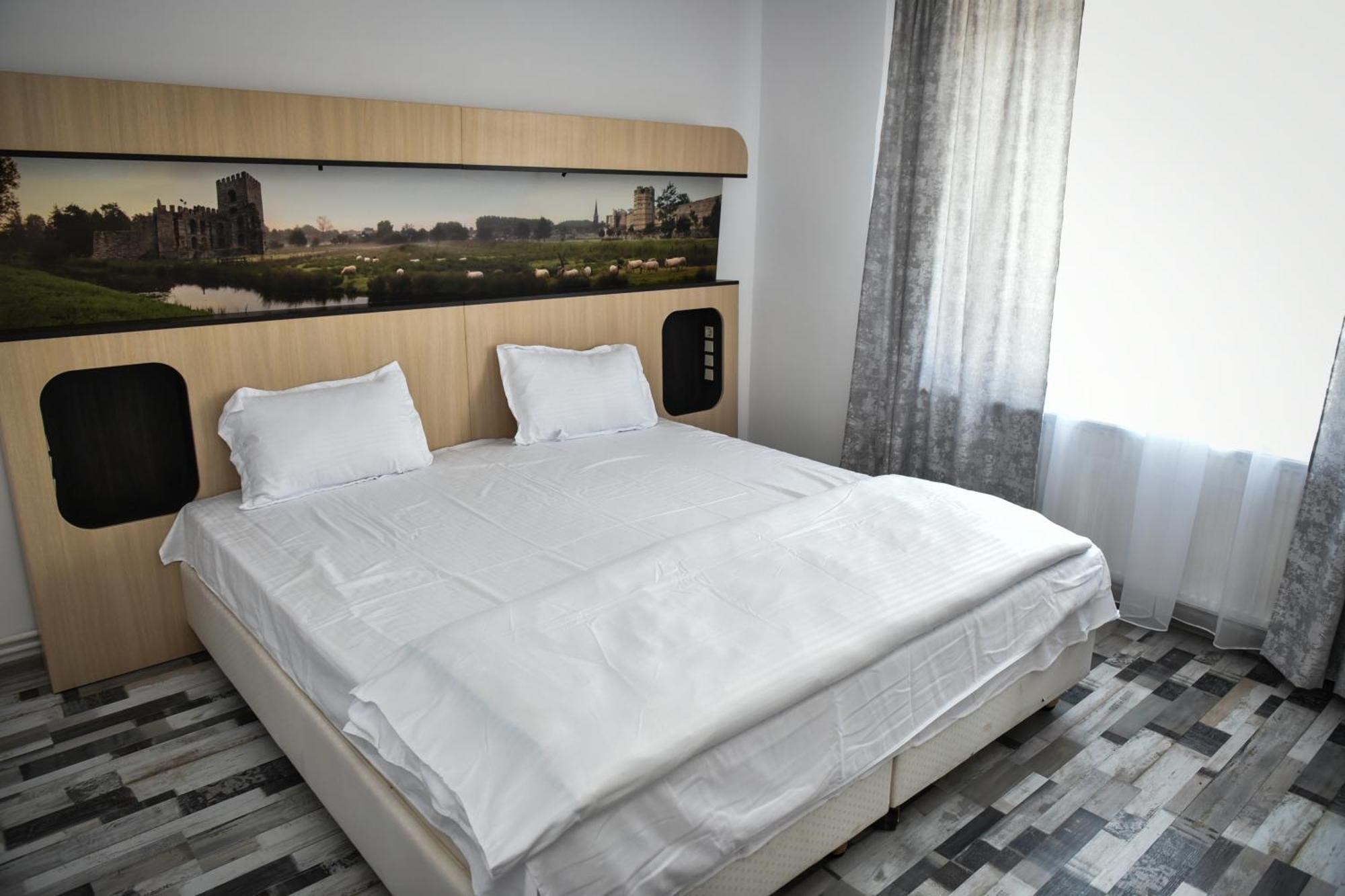 Apartament'S Moise Turda Buitenkant foto