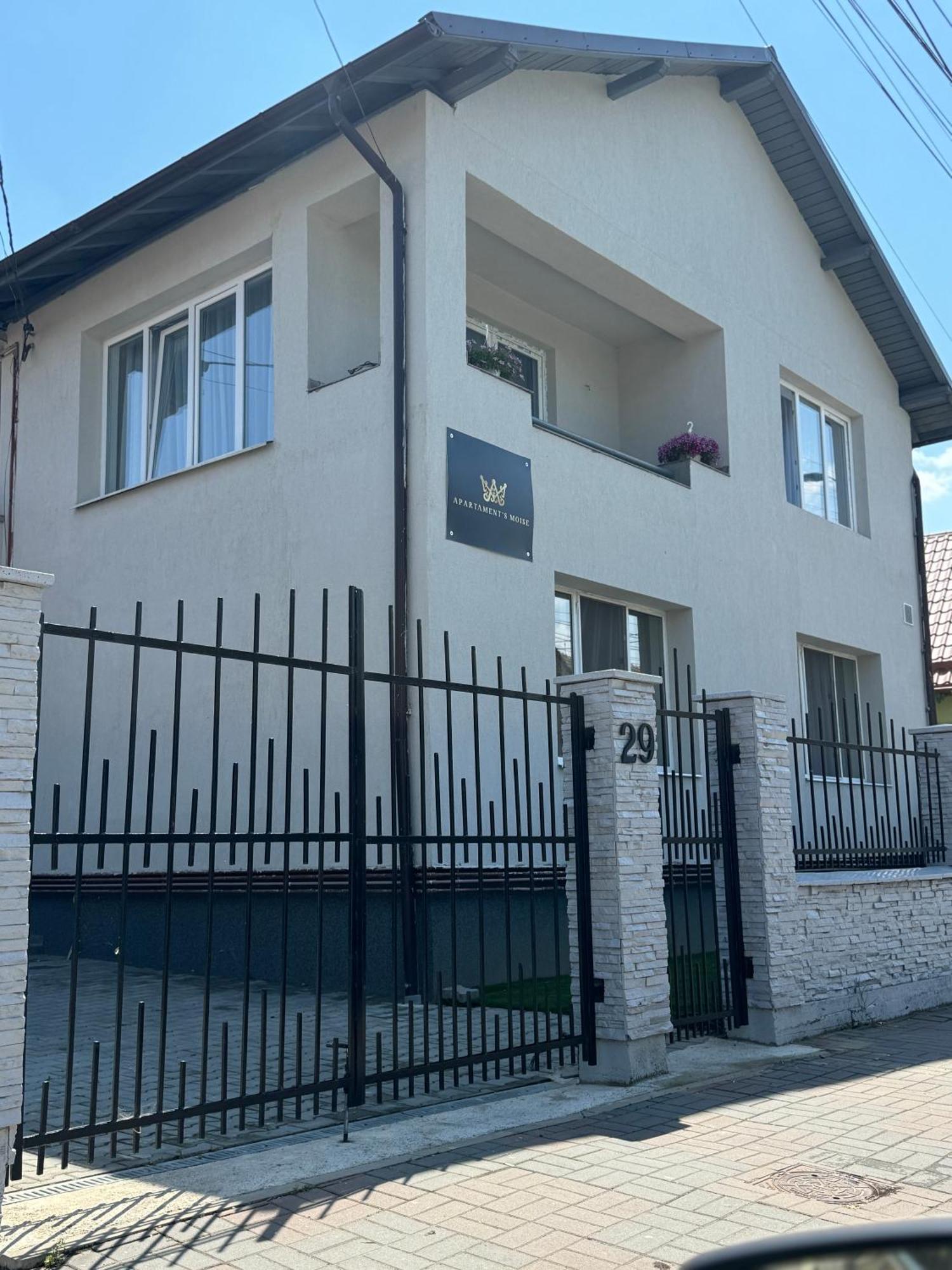 Apartament'S Moise Turda Buitenkant foto